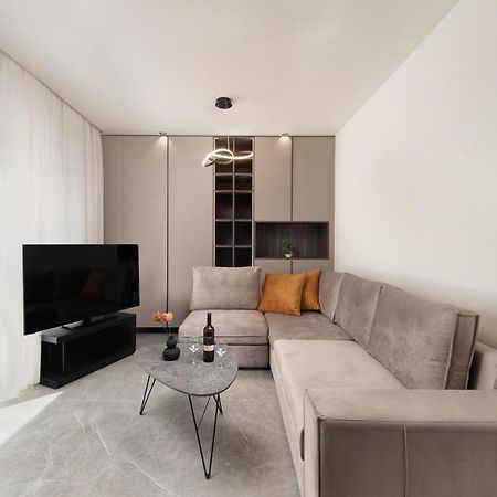 30 Senses Luxury Apartment Insight Jaliszósz Kültér fotó