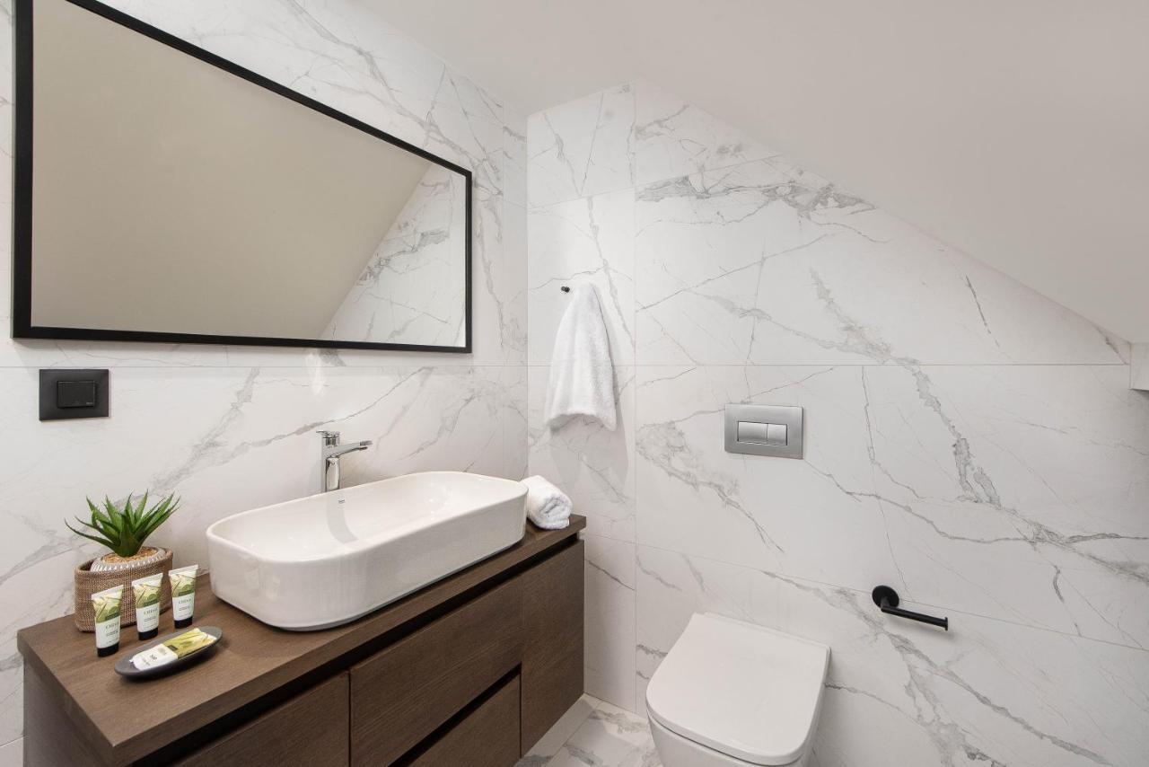 30 Senses Luxury Apartment Insight Jaliszósz Kültér fotó