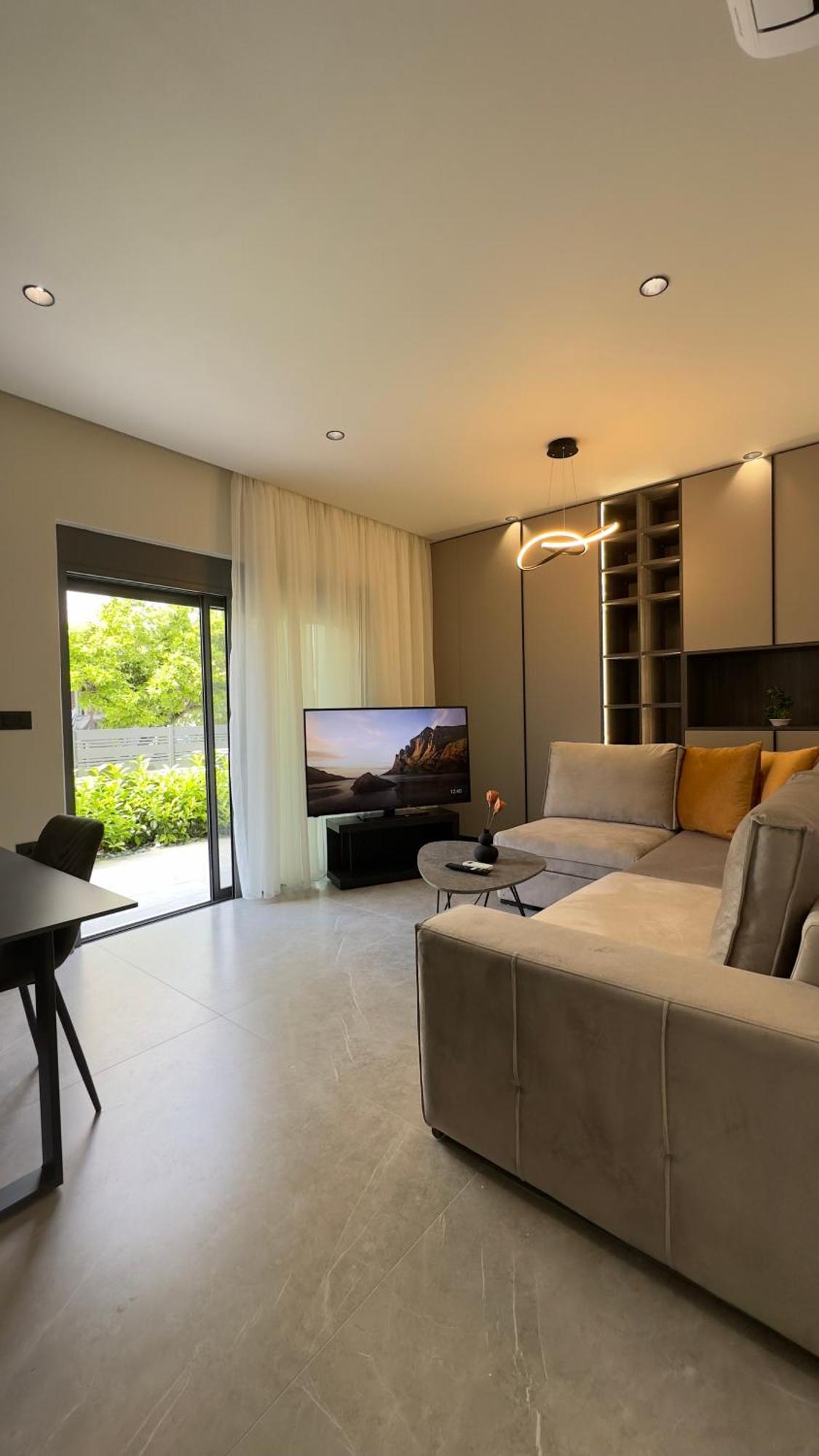 30 Senses Luxury Apartment Insight Jaliszósz Kültér fotó